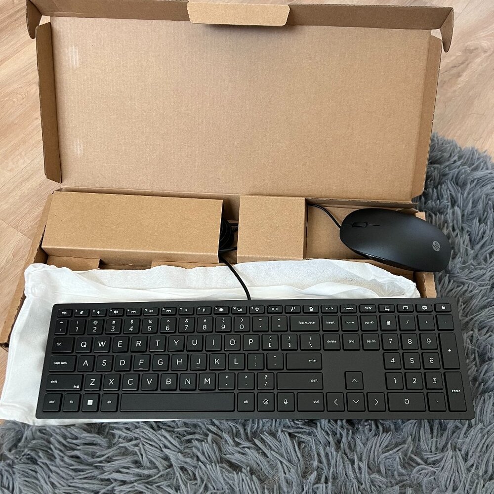 Brand NEW - Keyboard and mouse